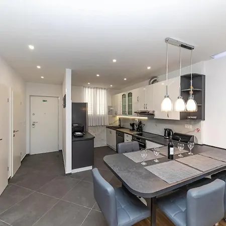 Apartment Silva - & Modern *